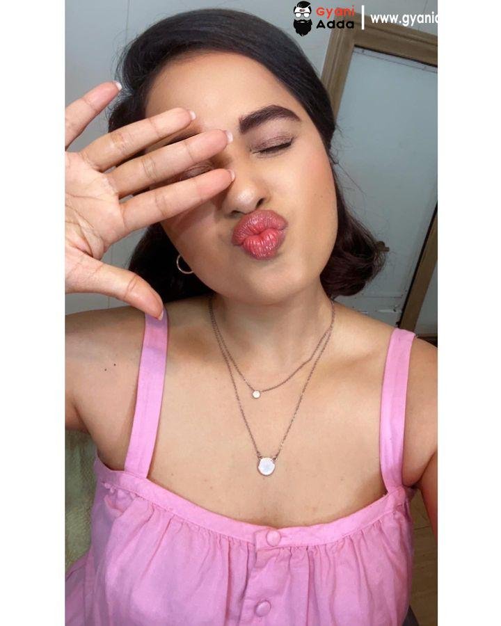 Srushti Dange Height, Affairs, Bio, Net Worth, Age and More 8 Srushti Dange poster