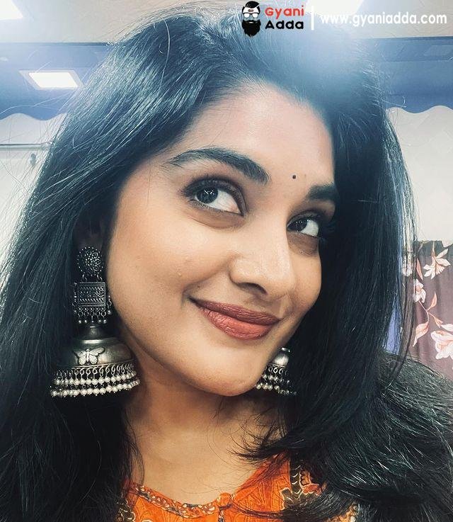 nivetha thomas hot image